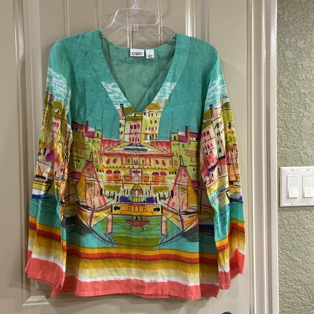 100% Cotton Pullover V-Neck  Blouse.  GUC!